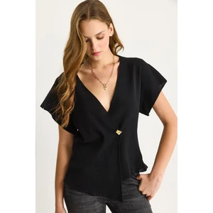 Kadın Gold Düğme Detaylı  Kruvaze V Yaka Triko Bluz
