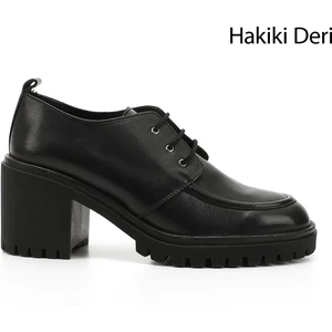 Kadın Siyah Bağcıklı Orta Kalın Topuklu Hakiki Deri Ayakkabı