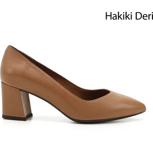 Kadın Açık Taba Sivri Burun Orta Kalın Topuklu Hakiki Deri Ayakkabı