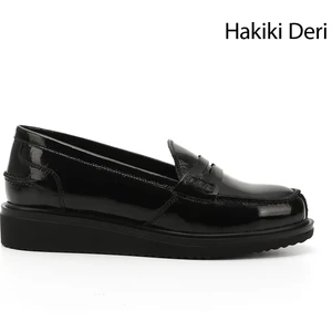 Kadın Siyah Rugan Dolgu Taban Hakiki Deri Loafer Ayakkabı