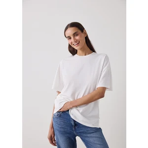 Kırık Beyaz Bisiklet Yaka Basic Oversize Tişört