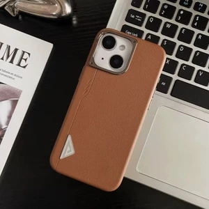 Apple iPhone 15 Uyumlu Kılıf Zebana Arvento Elite Deri Kılıf (Kablosuz Şarj) Kahverengi