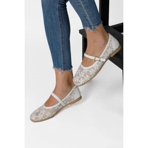 Renkli Butik Beyaz File Çiçek Nakışlı Şık Babet Ayakkabı Günlük Kadın Babet