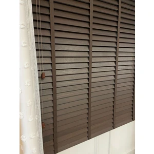 Koyu Kahverengi %100 Orijinal Ahşap Jaluzi Perde 50 mm Ofis Modern ve Tüm Mekanlar Için