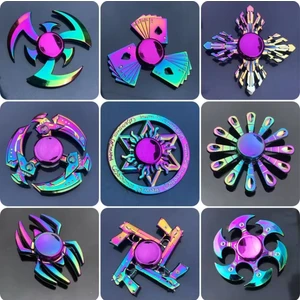 Metal Oyun Çarkı Kutulu Desenli Bilyalı Rulman Stress Çarkı Uzun Süreli Dönebilen Parlak Metal