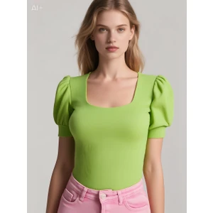 Kadın Fıstık Yeşili Kare Yaka Örme Bluz HZL22W-BD104091