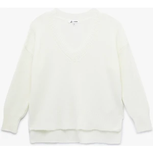 Uzun Kollu V Yaka Triko Kazak