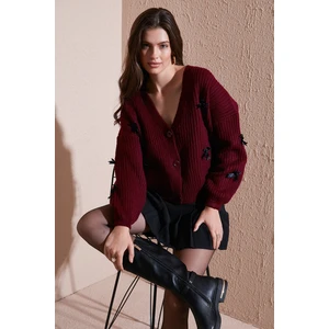 Oversize Fit V Yaka Fiyonk Detaylı Düğmeli Hırka Bayan Hırka 4615577