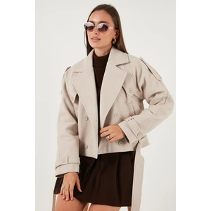 Pamuklu Regular Fit Yumuşak Dokulu Kaşe Kısa Kaban Bayan Kaban 6810286