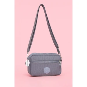 Kadın Çapraz Askılı Üç Gözlü Fermuarlı Krinkıl Günlük Omuz Çantası