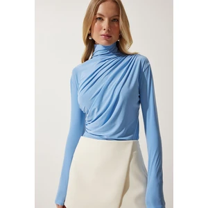 Kadın Büzgü Detaylı Dik Yaka Sandy Bluz