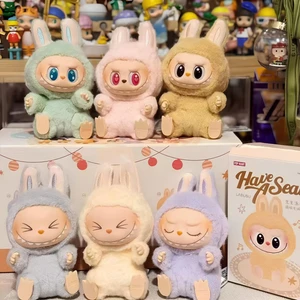 Labubu The Monster Oturan Labubu Peluş Sürpriz Kutu