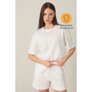 Ekru %100 Pamuklu Bisiklet Yaka Basic Kısa Kollu Oversize T-Shirt