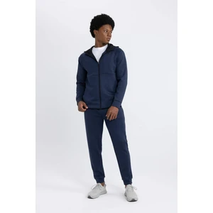 DeFactoFit Slim Fit Sporcu İnce Jogger Eşofman Altı Dar Kesim Skuba Dalgıç Kumaş Standart Paça Beli Bağcıklı Lastikli Paça Z9112AZ24SP