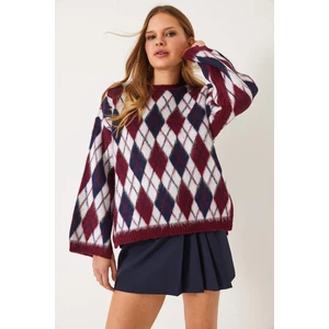 Kadın Şardonlu Baklavalı Yırtmaçlı Triko Kazak