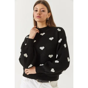 Kadın Kalp Desenli Triko Kazak