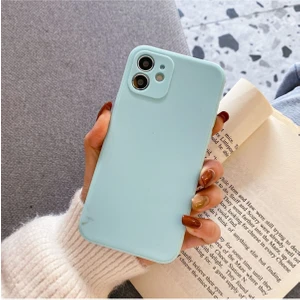 Iphone 11 Uyumlu (Köşeli 12 Görünümlü) Içi Kadifeli Kamera Korumalı Lansman Kılıf