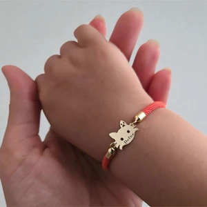 Altın Plakalı 14 Ayar Defne Ismine Özel Kedi Figürlü Turuncu Ipek Örgülü Hediye BILEKLIK-635ISIM