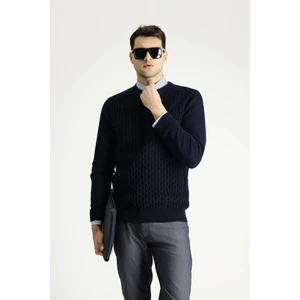 Bisiklet Yaka Regular Fit Dikişsiz Desenli Triko Kazak