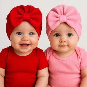 Fiyonklu Çift Kat Bebek Bone 2'li Set-Kırmızı/pembe