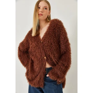 Kadın V Yaka Düğmeli Yumoş Sakallı Triko Hırka