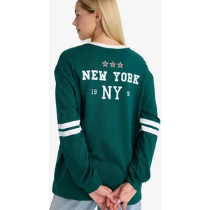 Loose Fit Bisiklet Yaka Sırt Baskılı Sweatshirt F8913AX25AU