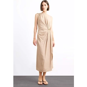 Fitted Toka Detaylı Poplin Kolsuz Yırtmaçlı Midi Elbise G0267AX25SM