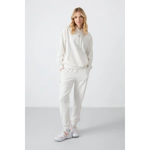 Tommy Life Ekru Kapüşonlu Kanguru Cep Oversize Lastik Paça Kadın Eşofman Takımı - 95288