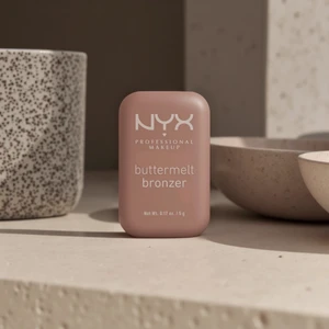 NYX Professional Makeup Buttermelt Bronzer - 03 Deserve Butta