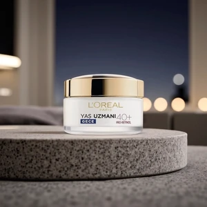 L'Oréal Paris Yaş Uzmanı 40+ Sıkılaştırıcı Gece Kremi