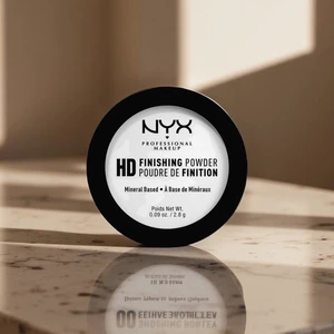 NYX Professional Makeup Mini Pudra High Definition Finishing Powder Mini Transparan Toz Pudra 2.8 Gr
