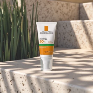  Anthelios Uvmune 400 Oil Control Spf50+ Güneş Kremi 50 ml- Karma ve Yağlı Ciltler İçin