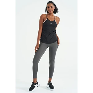 Tommy Life Siyah Sırt Çarpraz Askı Detaylı Standart Kalıp Kadın Spor Atlet - 97261