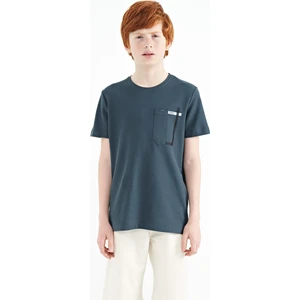 Tommy Life Orman Yeşili Cep Detaylı O Yaka Standart Kalıp Erkek Çocuk T-Shirt - 11120