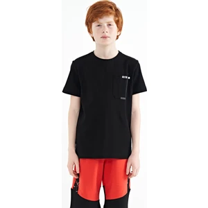 Tommy Life Siyah Cep Detaylı O Yaka Standart Kalıp Erkek Çocuk T-Shirt - 11120