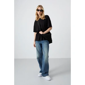 Tommy Life Siyah Penye Modal Yumuşak Tuşeli Oversize Fit Basic Kadın T-Shirt- 97285