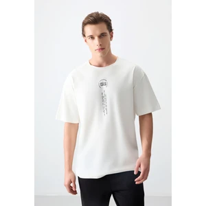 Air Jones Ekru %100 Pamuk Kalın Yumuşak Dokulu Oversize Fit Baskılı Erkek T-Shirt - 88355