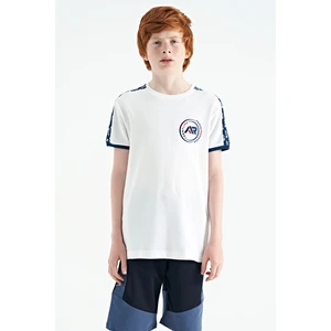 Tommy Life Beyaz Omuz Baskı Detaylı Standart Kalıp O Yaka Erkek Çocuk T-Shirt - 11121