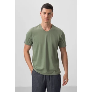 Tommy Life Açık Yeşil Basic Kısa Kol Standart Kalıp V Yaka Erkek T-Shirt - 87912