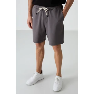 Air Jones Koyu Gri Pamuklu Kalın Yumuşak Dokulu Comfort Fit Basic Erkek Şort - 81274