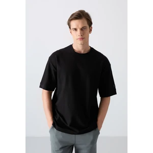 Tommy Life Siyah Pamuklu Kalın Yüzeyi Dokulu Oversize Fit Basic Erkek T-Shirt - 88340