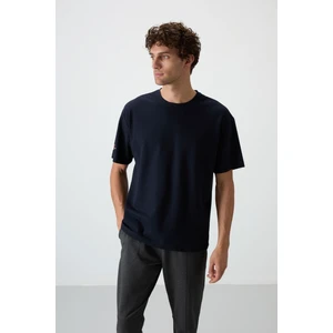 Air Jones Lacivert Pamuklu Kalın Yüzeyi Dokulu Oversize Fit  Baskılı Erkek T-Shirt - 88369