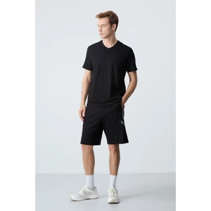 Air Jones Siyah Pamuklu Kalın Yumuşak Dokulu Standart Fit Basic Erkek Şort  - 81281