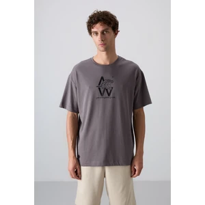 Tommy Life Koyu Gri Pamuklu Kalın Yumuşak Dokulu Oversize Fit Baskılı Erkek T-Shirt - 88332