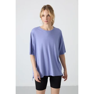 Tommy Life Tommy Life  Açık Eflatun Penye Modal Yumuşak Tuşeli Oversize Fit Basic Kadın T-Shirt- 97285