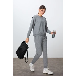 Tommy Life Gri Melanj Kompakt Pamuklu Kalın Pürüzsüz Dokulu O Yaka Oversize Fit Kadın Eşofman Takım - 95341