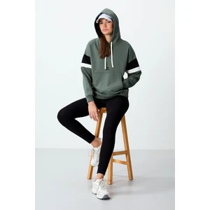 Tommy Life Haki Kompakt Pamuklu Kalın Pürüzsüz Dokulu Kapüşonlu Oversize Fit Kadın Sweatshirt - 97290