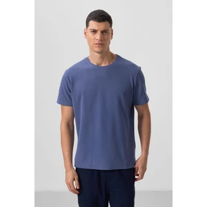Tommy Life Koyu Mavi Yüzeyi Dokulu Rahat Form Basic Erkek T-Shirt - 88436
