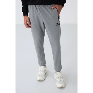 Tommy Life Tommy Life  Gri Melanj Erkek Fermuar Cepli Standart Kalıp Jogger Eşofman Alt-84651