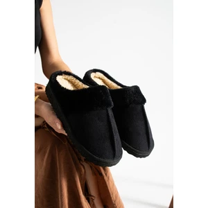 Kadın Ev Terliği Asla Ses Yapmaz Hafif Taban Sıcak Şık Tasarım